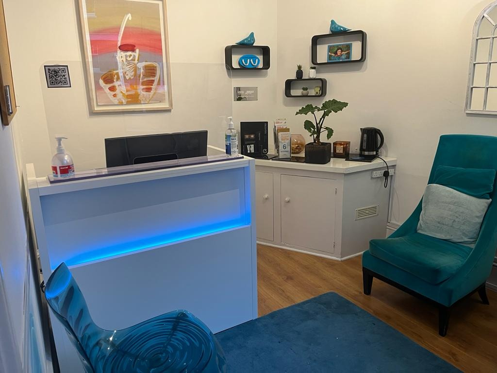 image dental reception 1